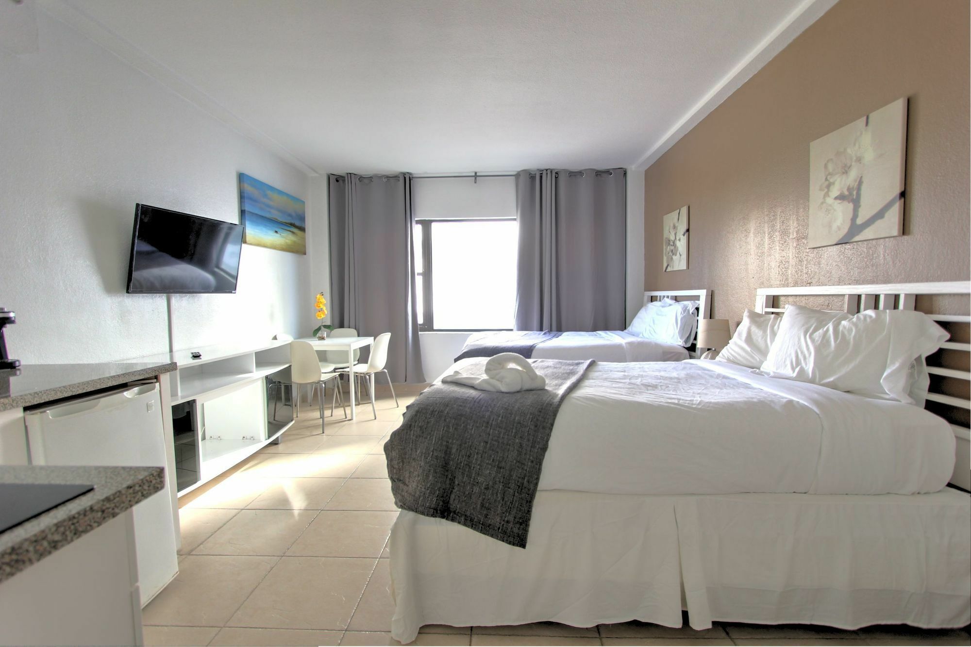 Private Apartments At The Casablanca Miami Beach Ngoại thất bức ảnh
