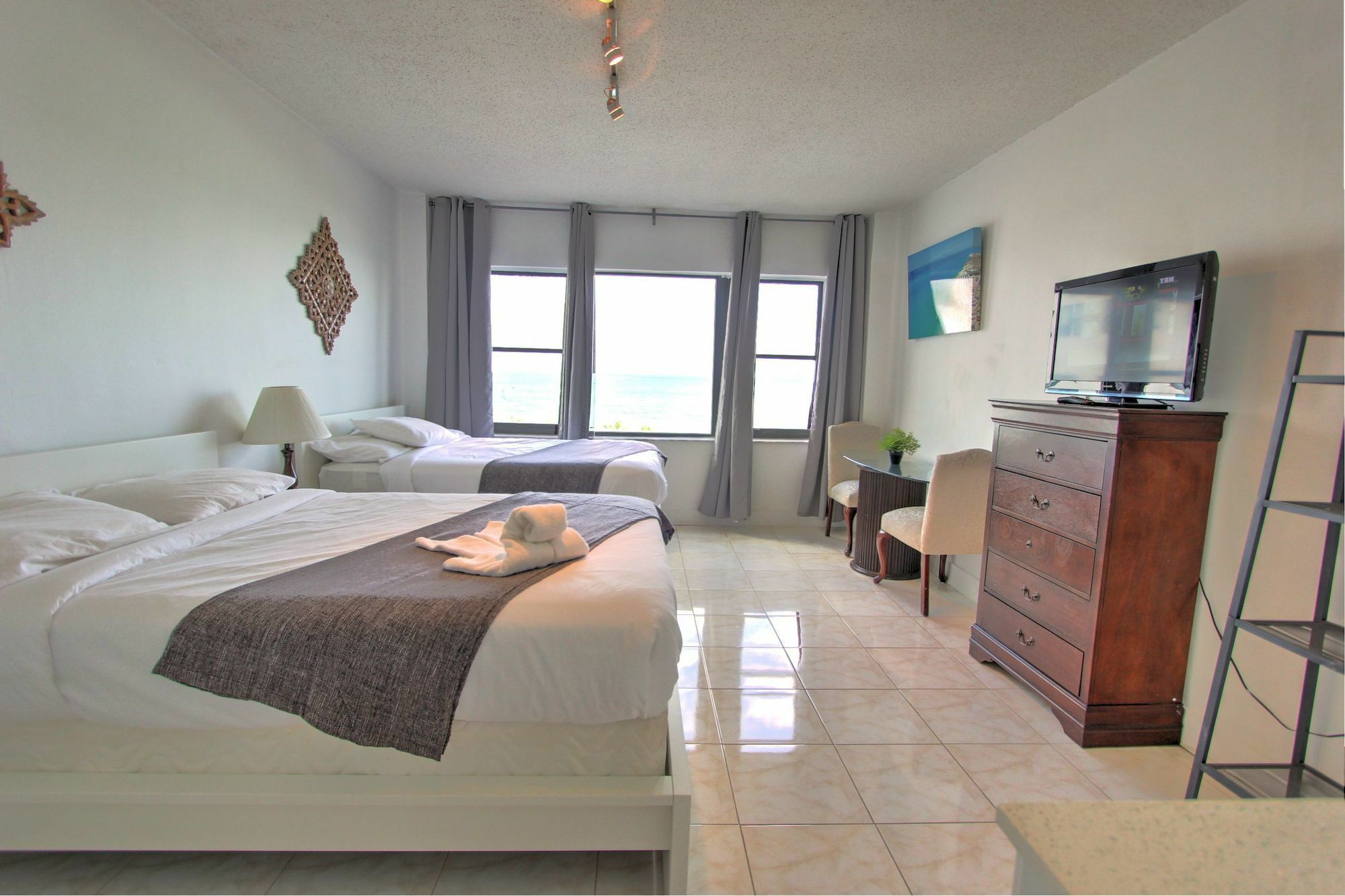 Private Apartments At The Casablanca Miami Beach Ngoại thất bức ảnh